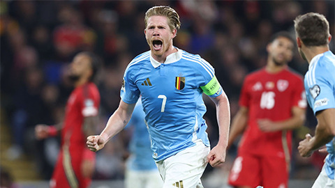 ‘Ông già’ De Bruyne phô diễn đẳng cấp
